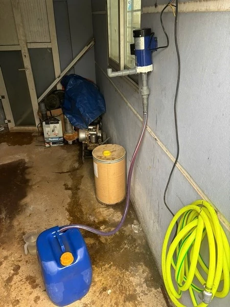 ❓ Có nên dùng bơm từ để bơm hóa chất từ thùng phuy không?